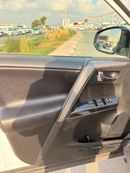 تويوتا راف ٤ SE 2.5L Full option Sunroof, leather 2017