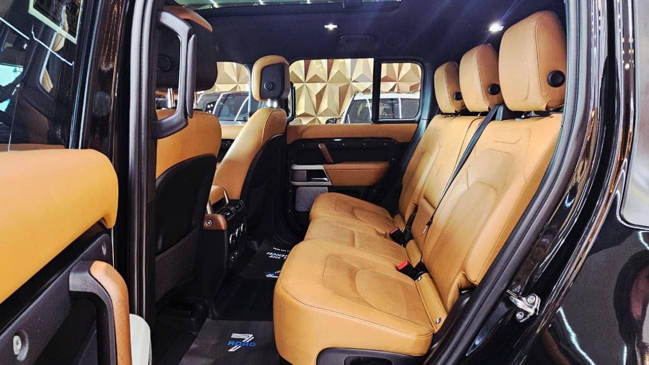 لاند روفر ديفندر 130 HSE P400