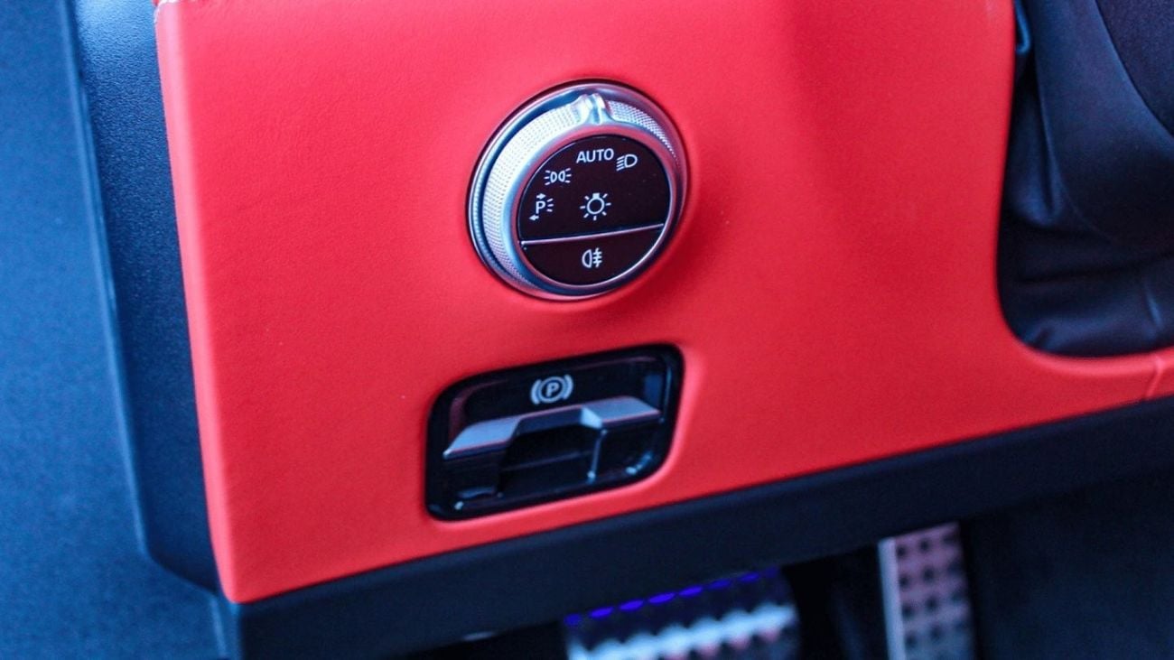 Mercedes-Benz SL 63 AMG MERCEDES-BENZ SL63 4.0L TWIN TURBO S L63 4 M A T I C + AT (Export and Local)