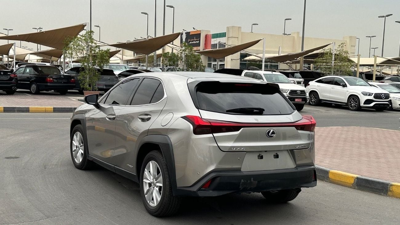 Lexus UX250h Hybrid