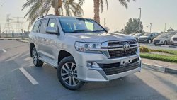 تويوتا لاند كروزر 2016 Silver 4WD 4.4L Diesel |Full Option| Premium Condition, Leather & Electric Seats, Analog Clock