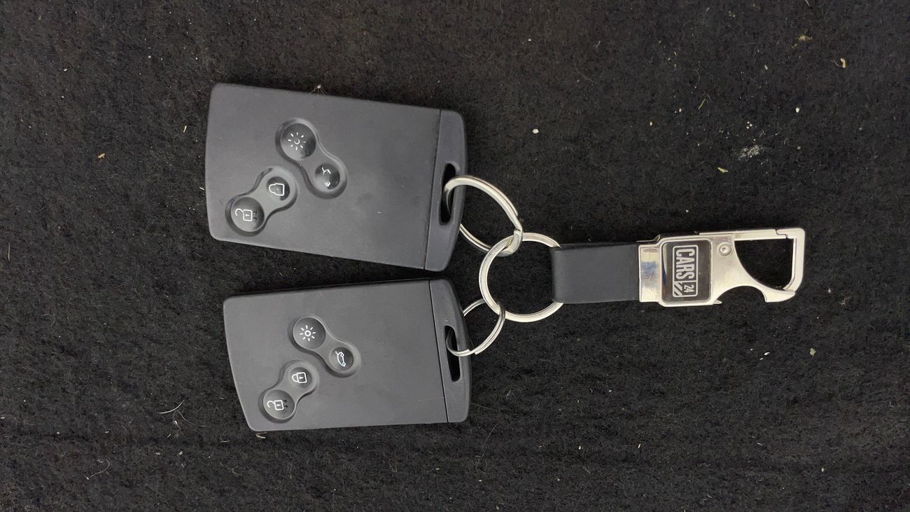 Renault Captur PE 1.6 | Zero Down Payment | Free Home Test Drive