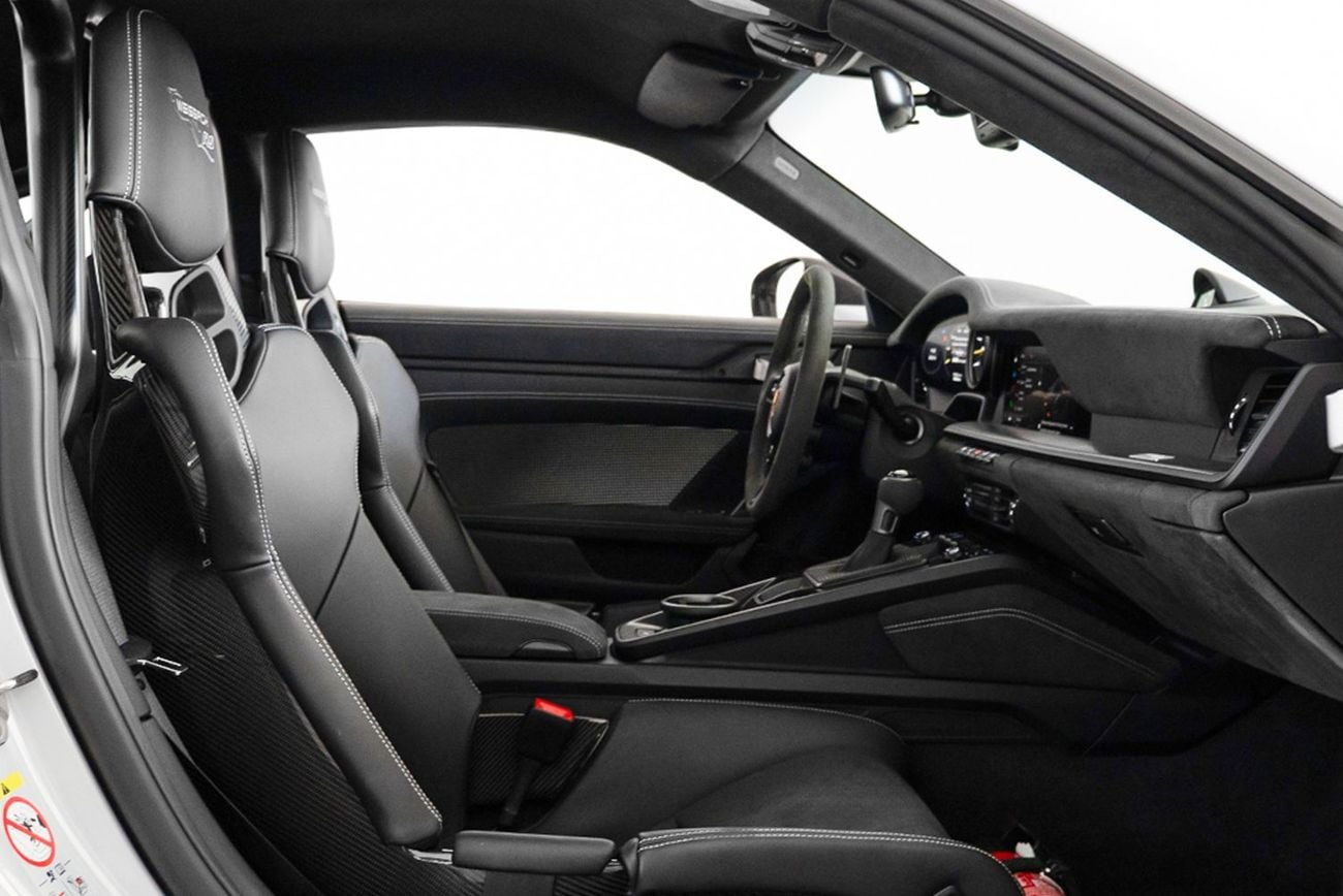 بورش 911 GT3 RS 4.0L (520 HP) Coupe