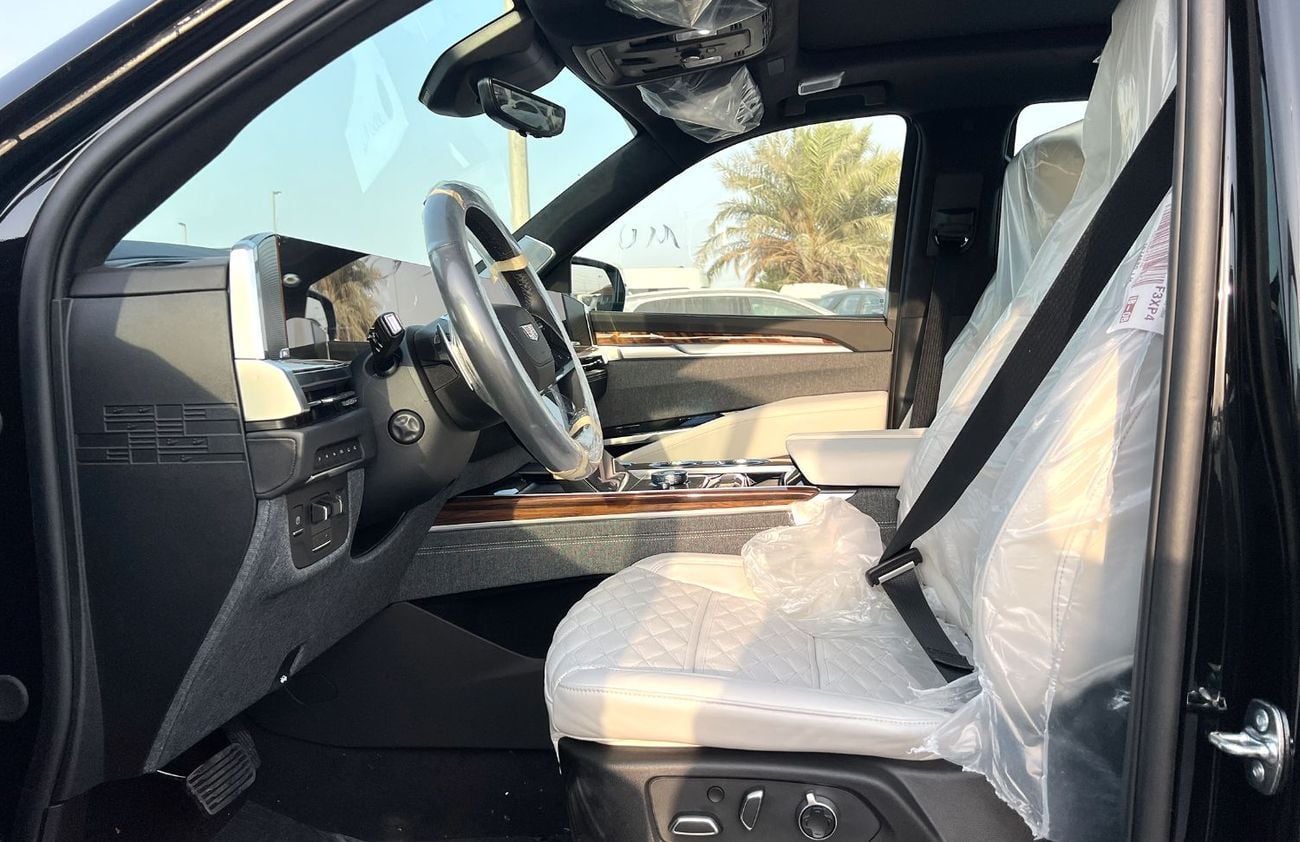 كاديلاك إسكالاد Sport Platinum 6.2L 4WD