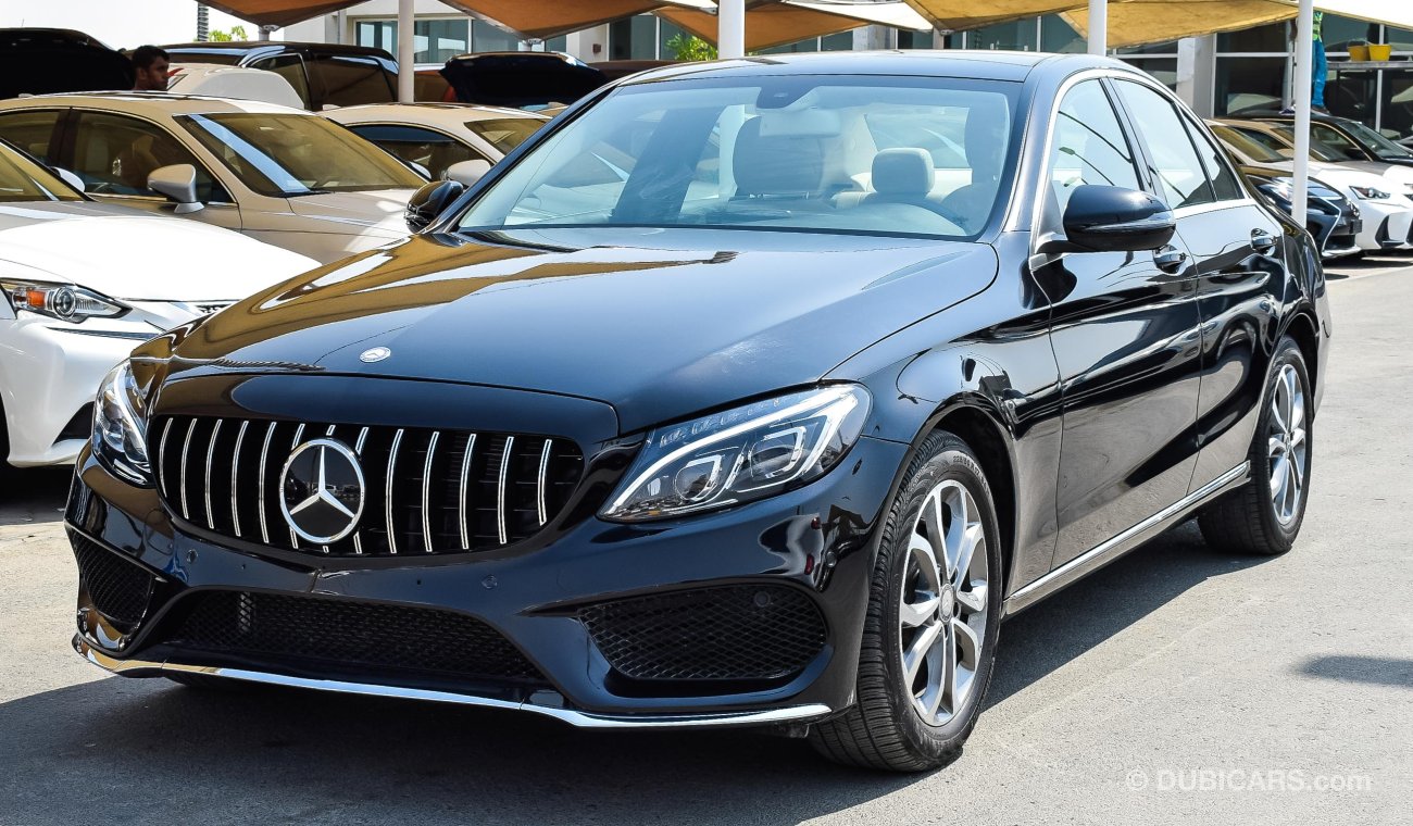 Mercedes-Benz C 300 One year free comprehensive warranty in all brands.