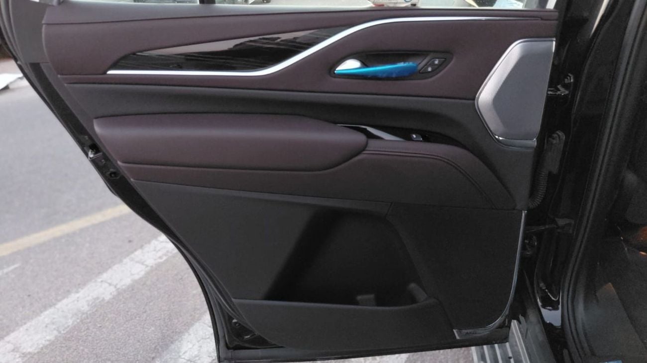 Cadillac Escalade Escalade-V 6.2L CADILLAC ESCALADE -V SERIES VIP+TV+36 SPEAKERS 2024