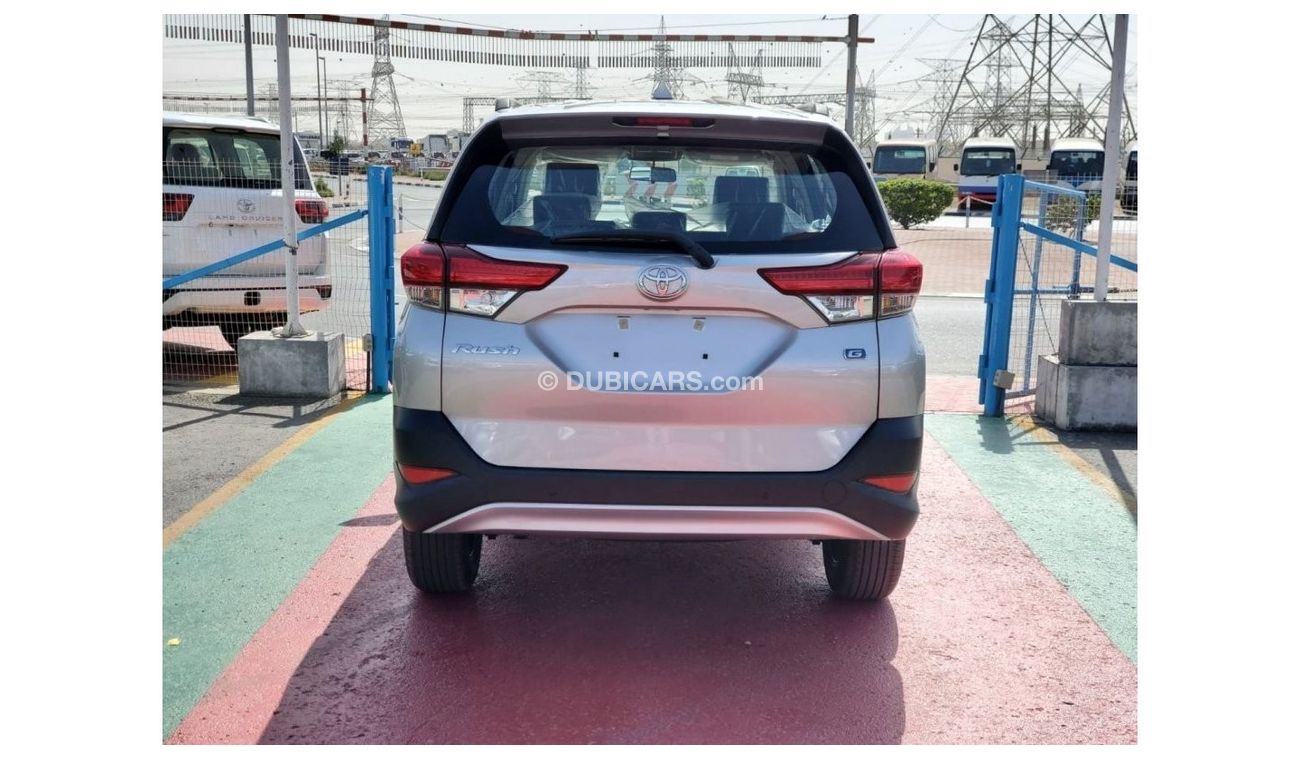 Toyota Rush Toyota Rush G 2022 Silver Color 1.5L A/T Petrol