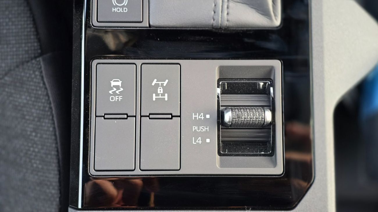 تويوتا برادو Toyota Prado TOYOTA PRADO PETROL 2.4T URBAN - E BASIC - 2025 MODEL - WHITE INSIDE BLACK