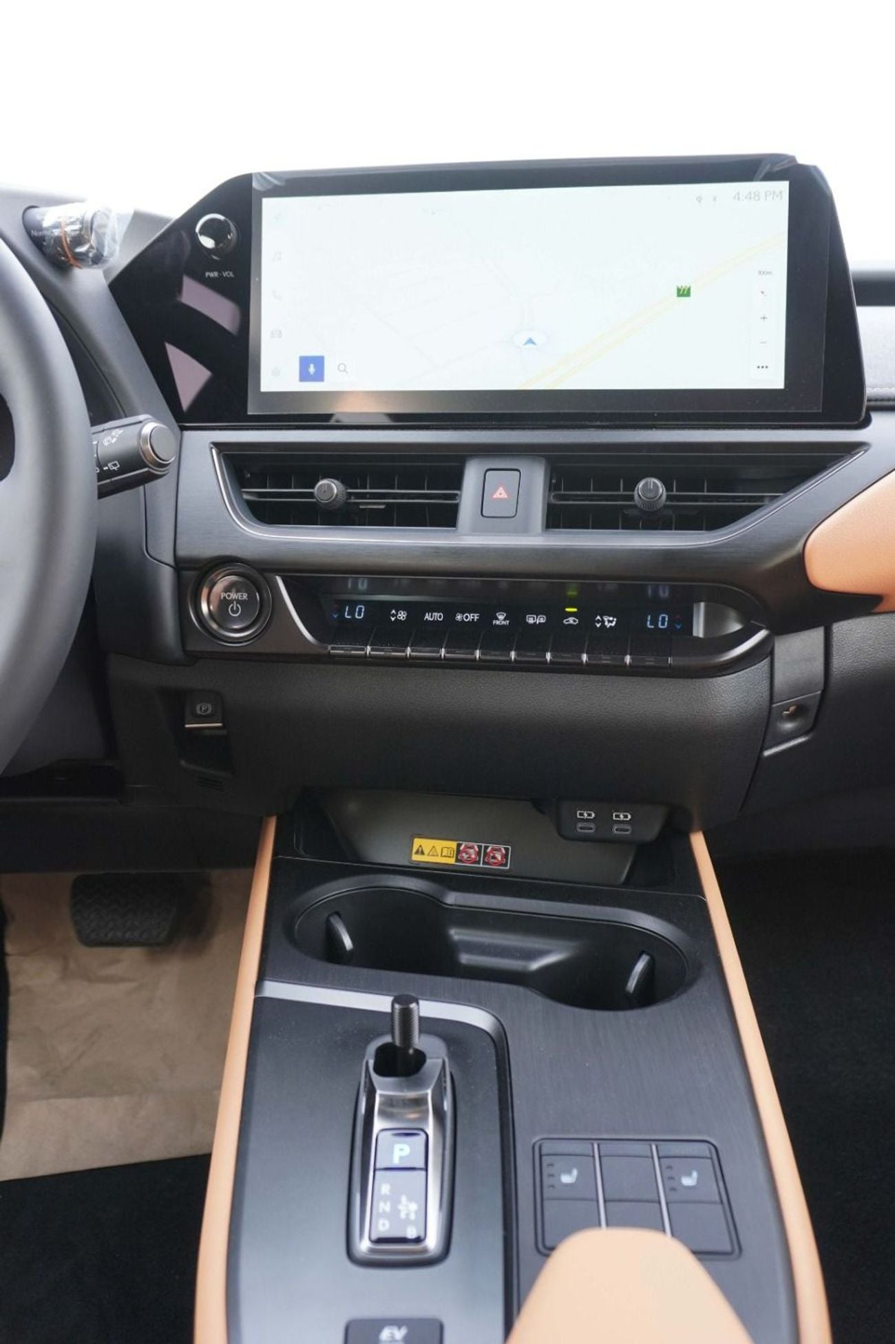 Lexus UX300h LEXUS UX 300H Premier 2.0L, HEV- 2025