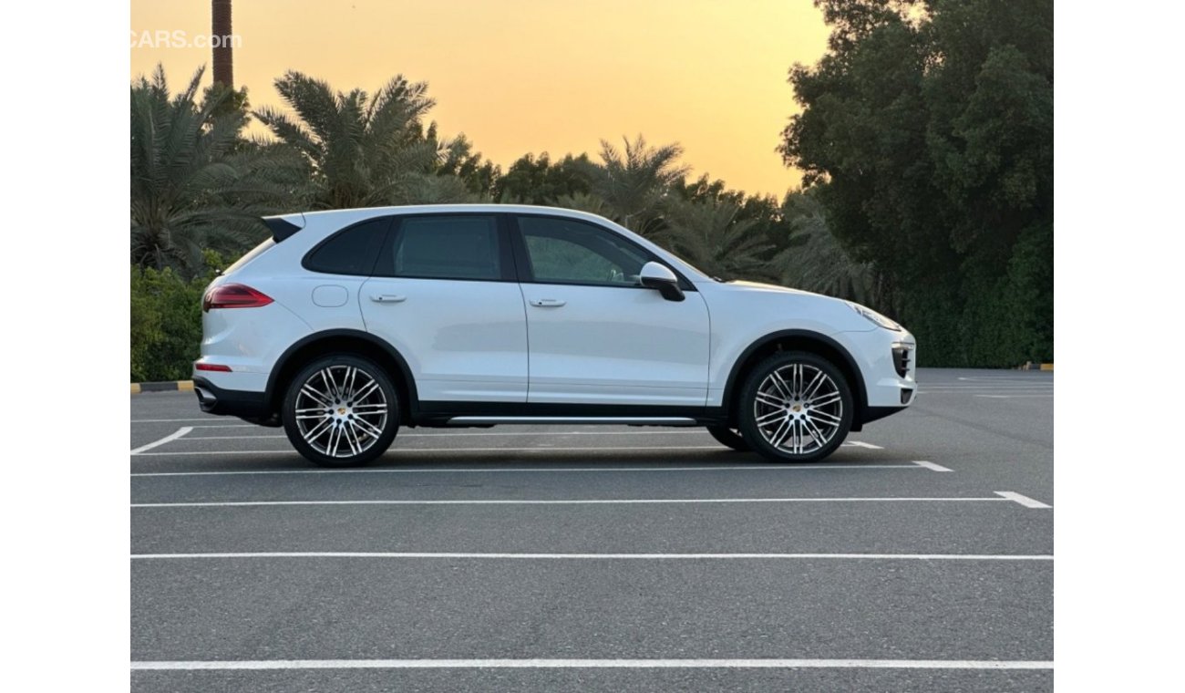 Porsche Cayenne S MODEL 2016GCC FULL OPTION