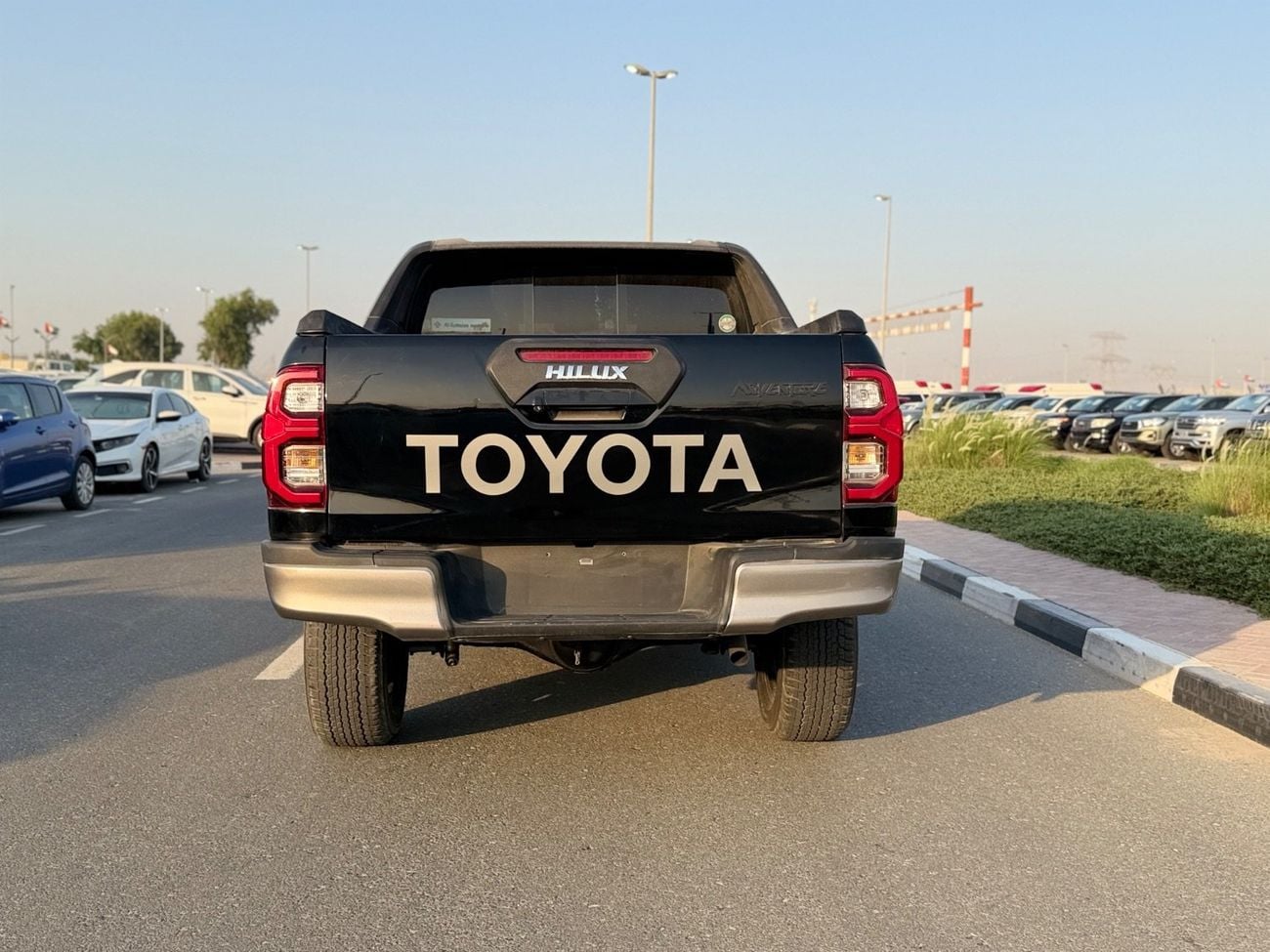 Toyota Hilux Toyota Hilux pickup Years 2022 Adventure V4 Fuel Petrol 2.7 Automatic