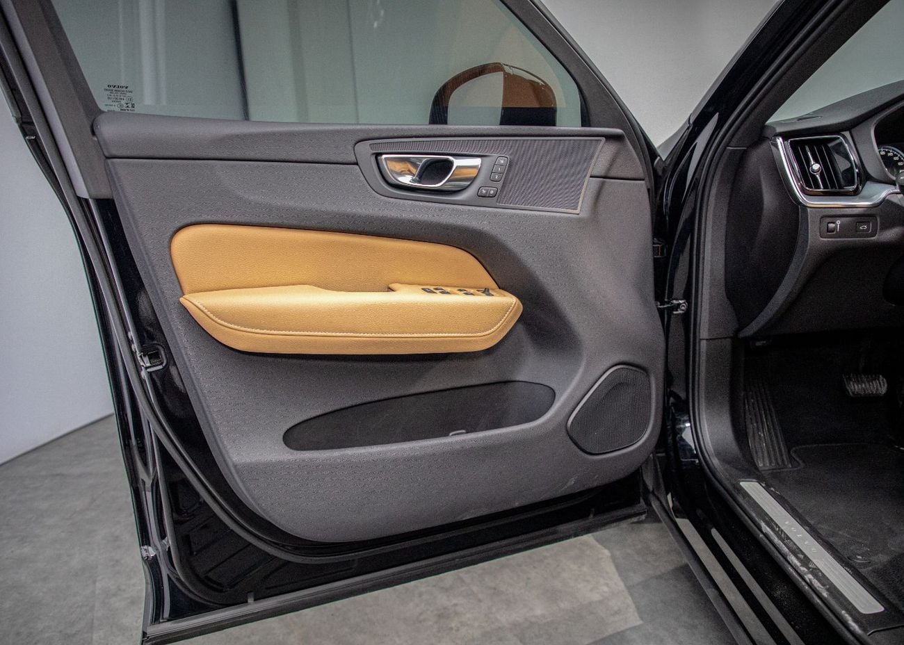 Volvo XC60 Momentum 2.0L FWD