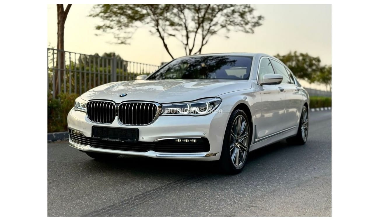 BMW 730Li Std low mileage, full history service, GCC
