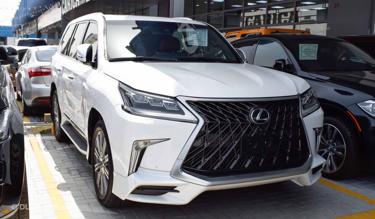 Lexus LX570 S SUPERSPORT MODEL 2017 GCC SPECS