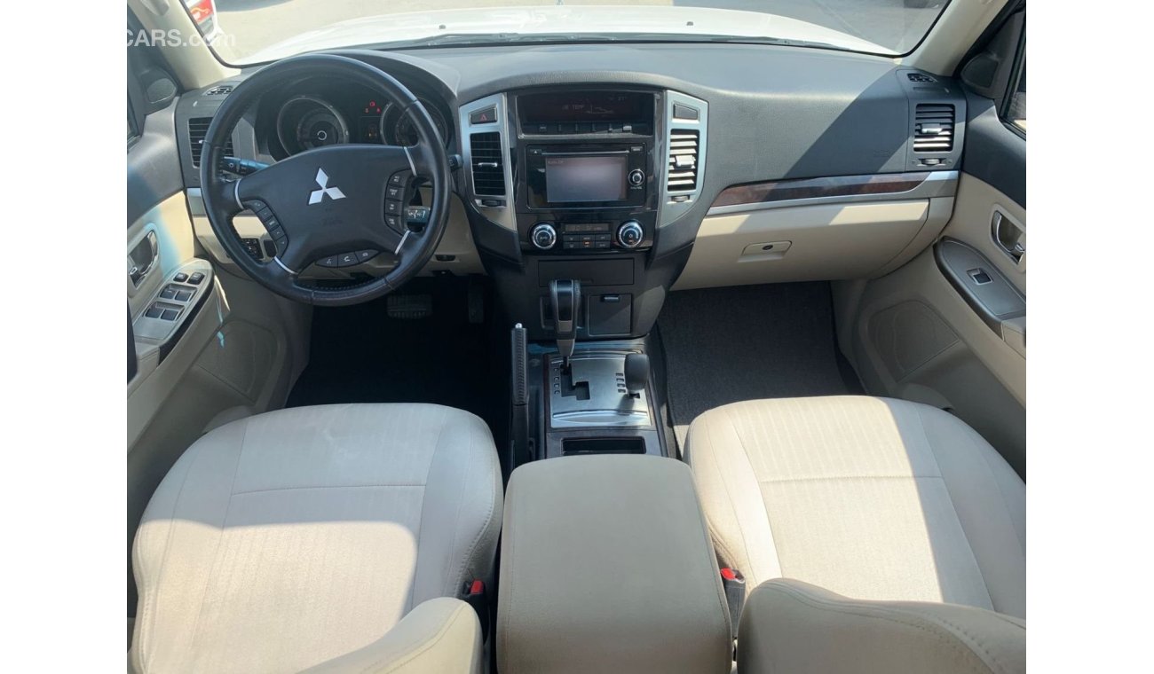 ميتسوبيشي باجيرو Mitsubishi Pajero 2019 V6 3.0L - Sunroof Ref#512