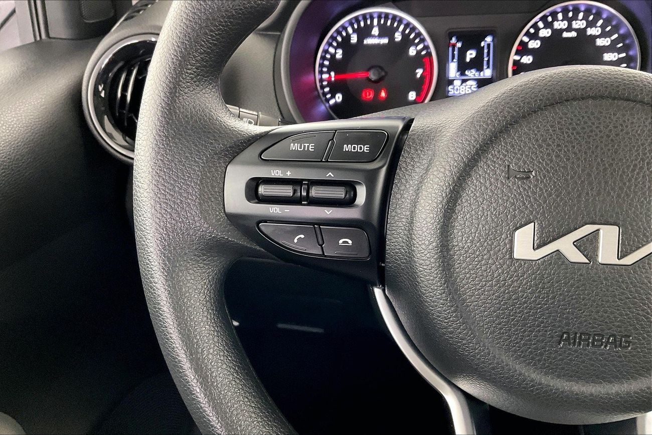 ميتسوبيشي اتراج GLX Mid | ضمان مجاني لمدة عام | 0 دفعة أولى