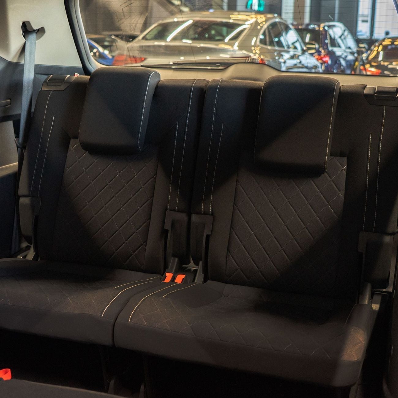 فولكس واجن تيرامونت Trendline 3.6L AED 1,724 pm • 0% Downpayment • Volkswagen Teramont • 1 Year Warranty