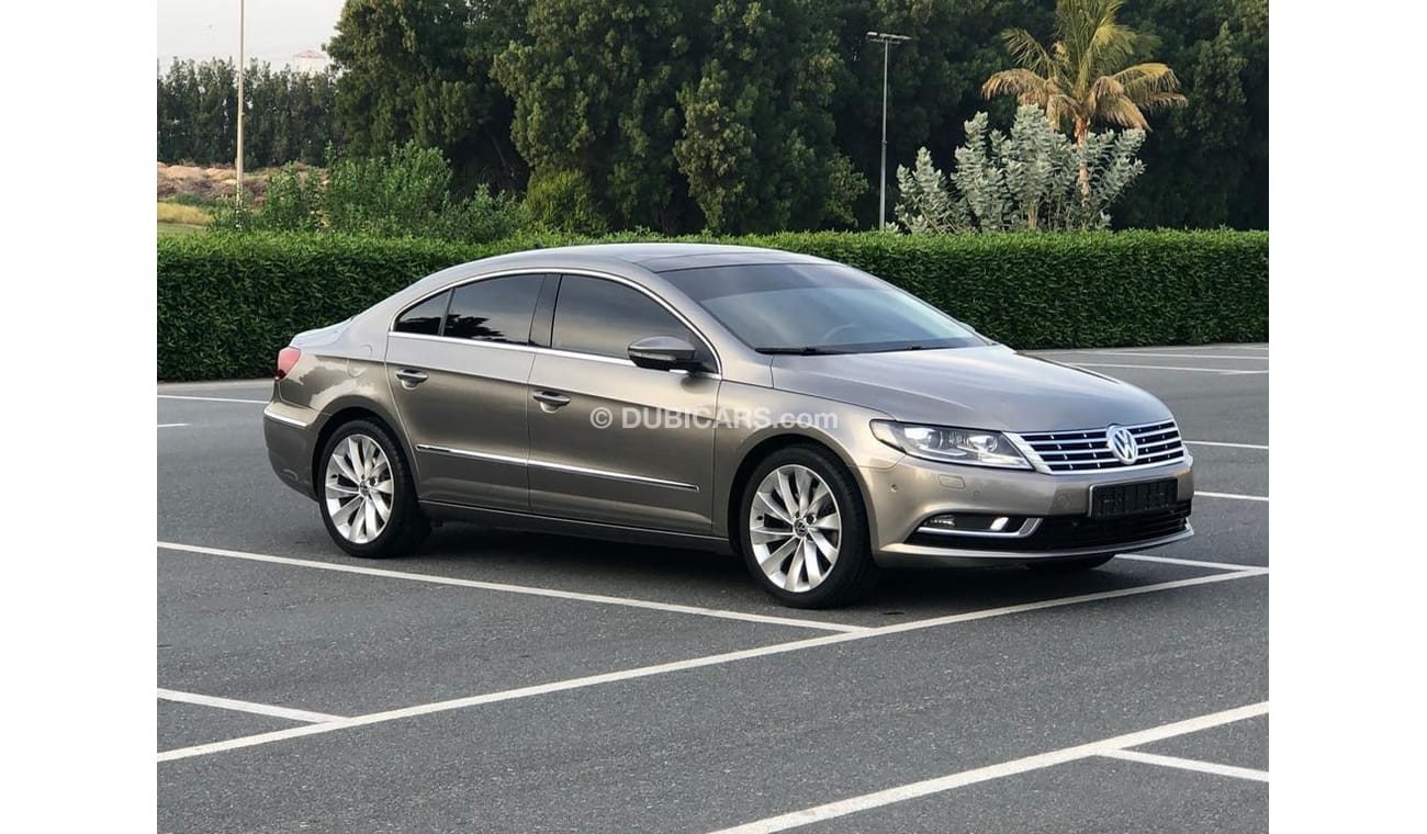 فولكس واجن باسات سي سي موديل 2012 خليجي حاله ممتازه جدا من الداخل والخارج كراسي جلد ومثبت سرعه وتحكم كهربي كامل ونظام صوت م