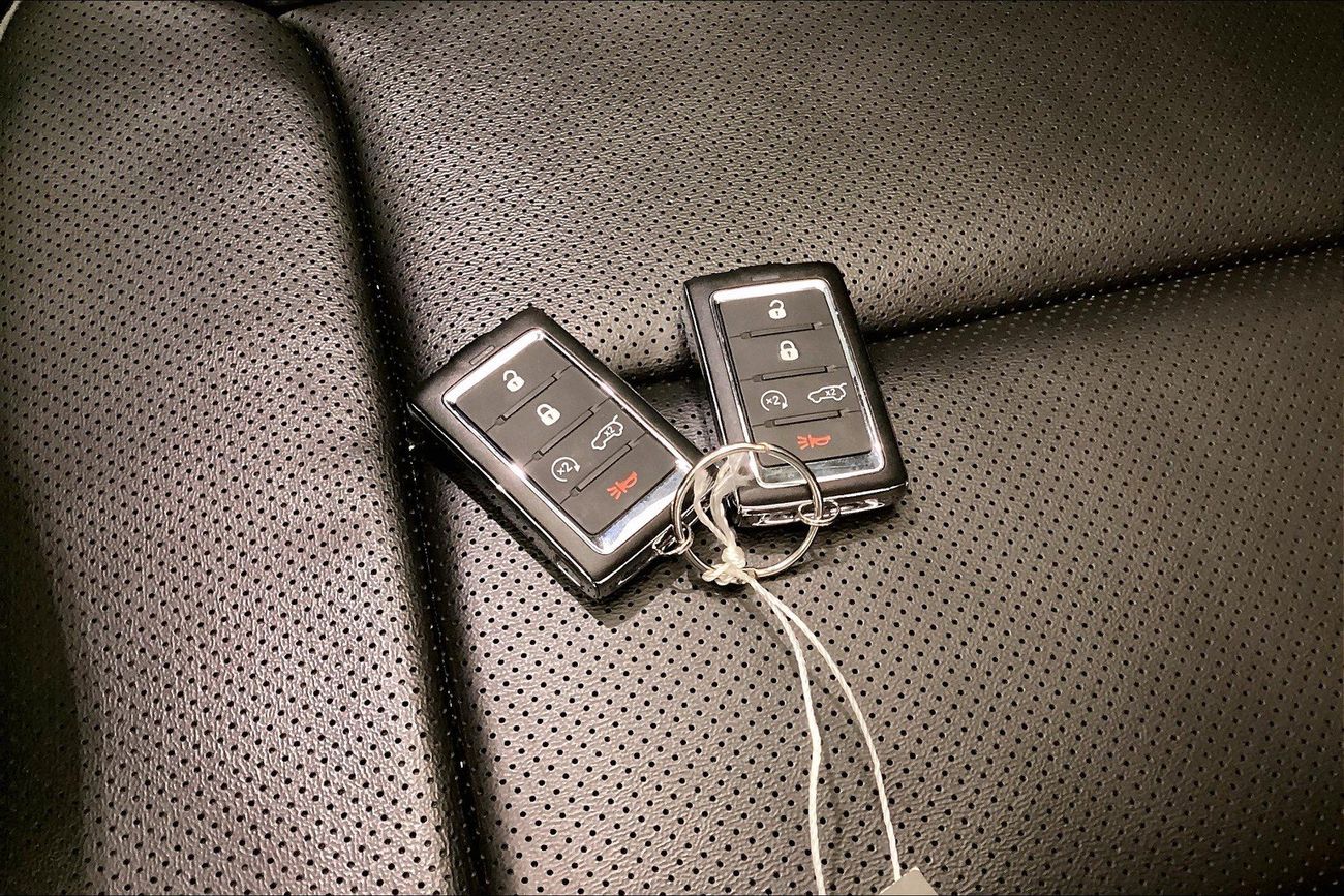 Jeep Grand Cherokee Limited Plus | Guaranteed Warranty | 0 Down Payment