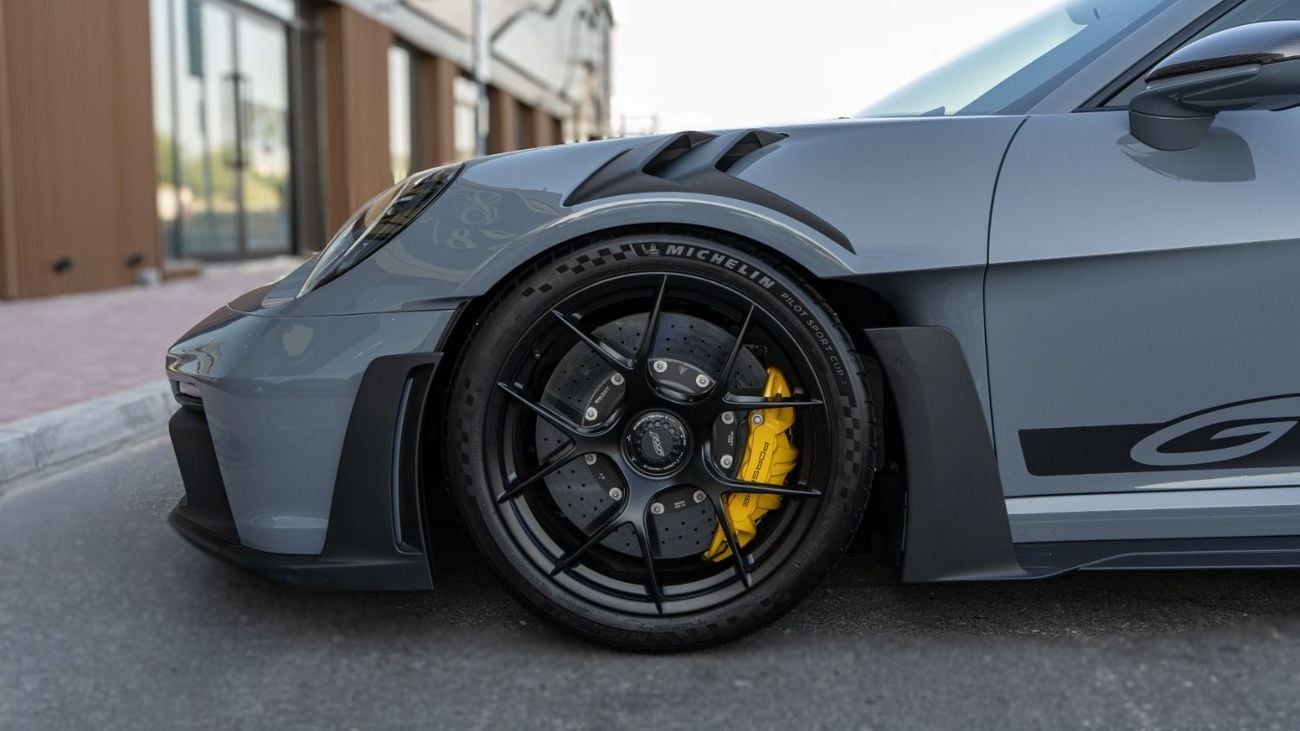 Porsche 911 GT3RS Carrera GTS 3.0L (450 HP) Coupe