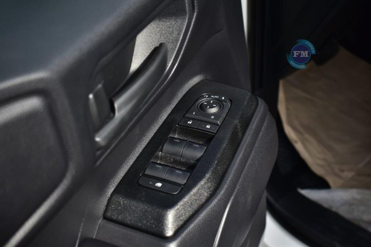 تويوتا برادو TX2 2.8L Diesel 7 Seater Automatic