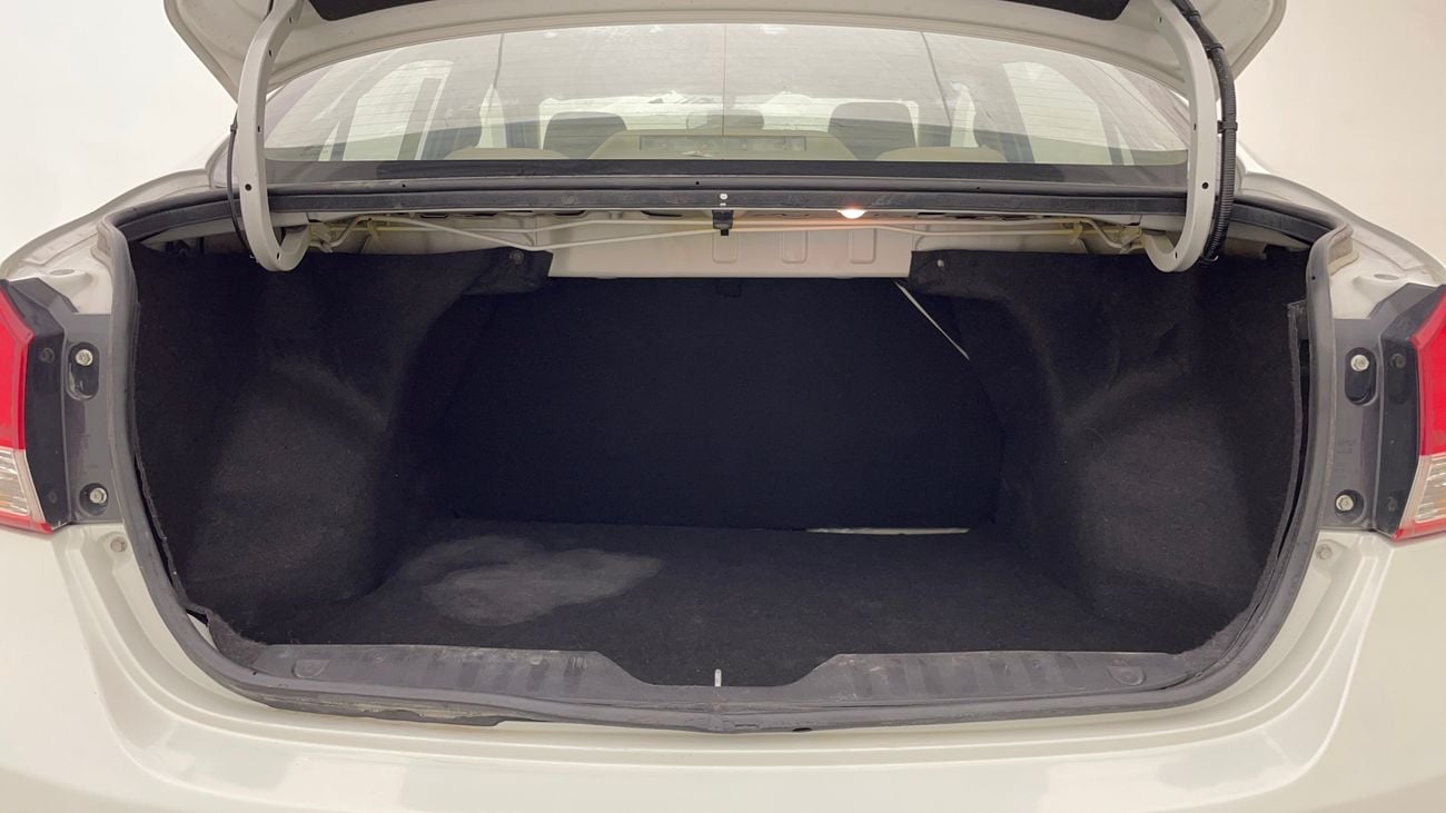 سوزوكي سياز GL 1.5 | بدون دفعة مقدمة | اختبار القيادة في المنزل