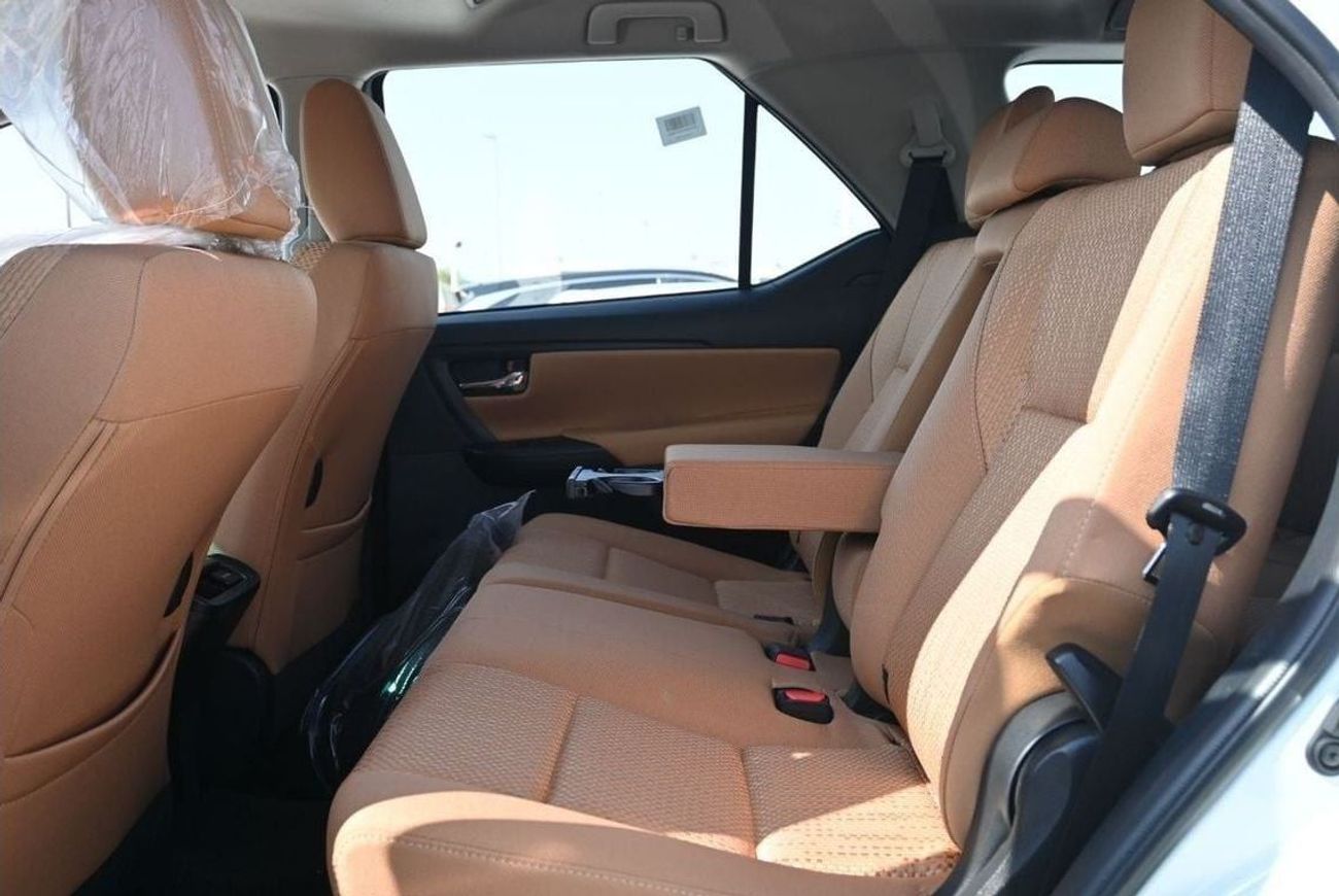 Toyota Fortuner Toyota Fortuner 2.7L Petrol, Automatic 4WD, Model 2024, Color White (Export Price)