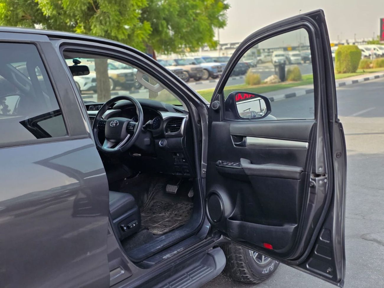 Toyota Hilux Diesel 2.8 Liter Right Hand Drive Modified To 2021 Shape Automatic Push Start Leather