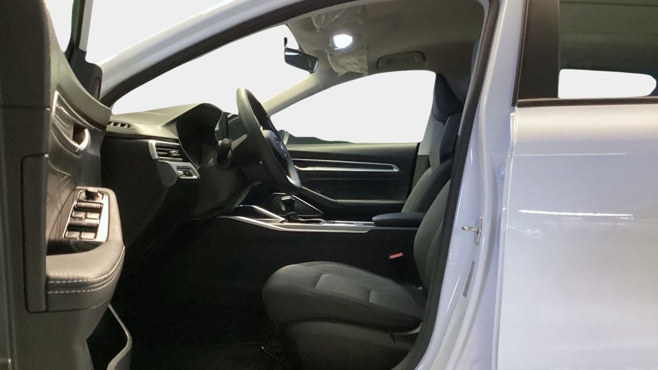 جيلي إمجراند 1.5 GS CVT 2WD | شامل الضمان | 0 ﺪﻔﻋﺓ ﺃﻮﻟﻯ
