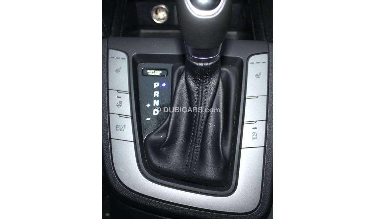 Hyundai Avante HYUNDAI AVANTE 2018 SILVER IMPORTED FROM KOREA EXCELLENT CONDITION WITHOUT ACCIDENT