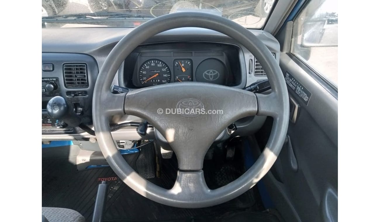Toyota Lite Ace TOYOTA LITE-ACE PICKUP RIGHT HAND DRIVE (PM934)