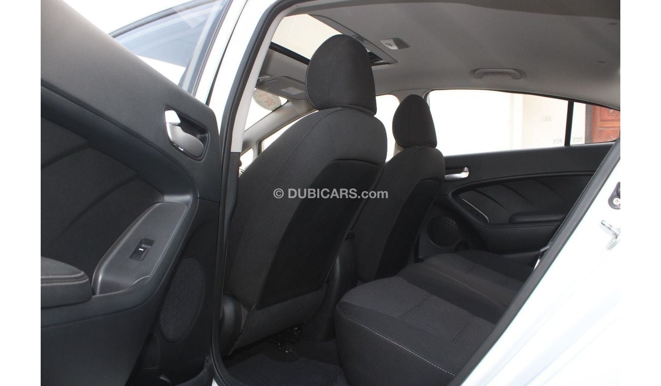 Kia Cerato LX Kia Cerato 2018 White GCC Full Option
