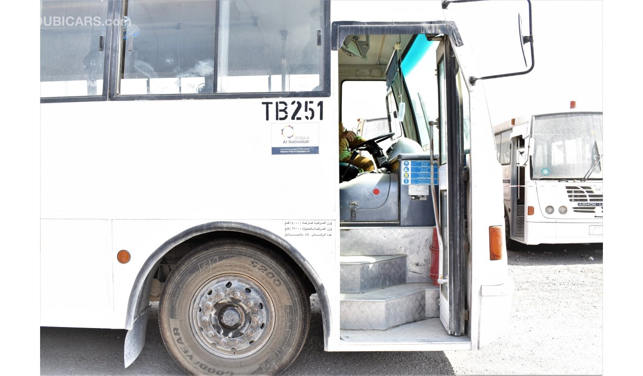 Ashok Leyland Falcon 5.7L MANUAL 2007 GCC 83-SEATER NON AC BUS MULTIPLE UNITS AVAILABLE