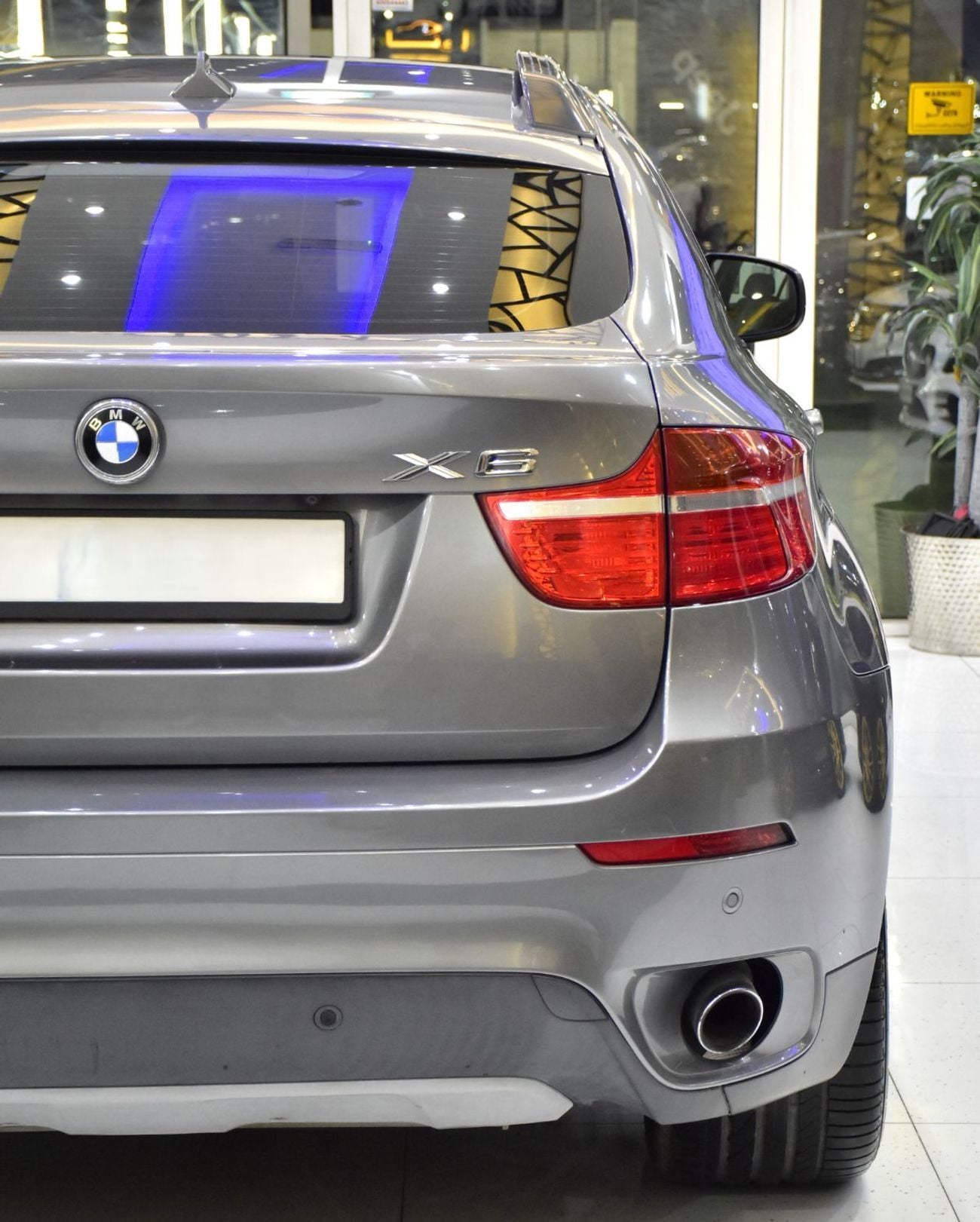 BMW X6 35i EXCLUSIVE EXCELLENT DEAL for our BMW X6 xDrive35i ( 2012 Model ) in Grey Color GCC Specs