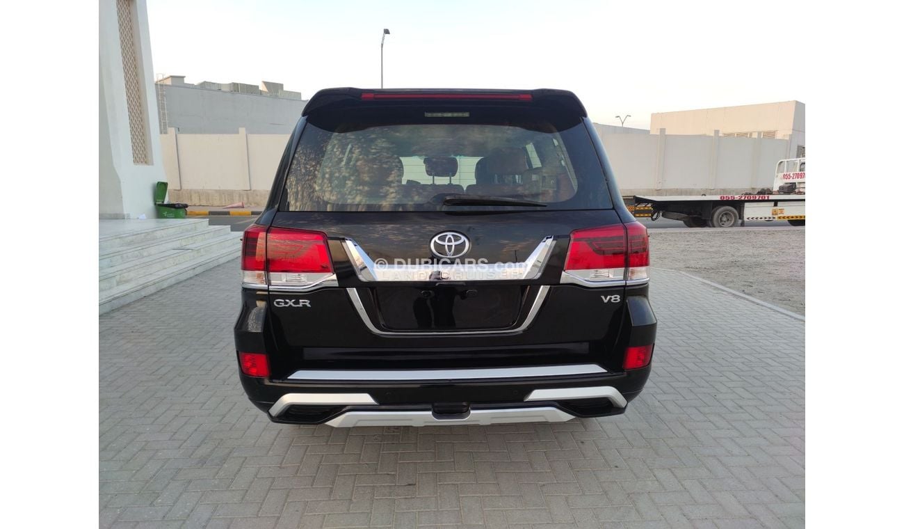 تويوتا لاند كروزر لاندكروزر 2008 خليجي محول 2021