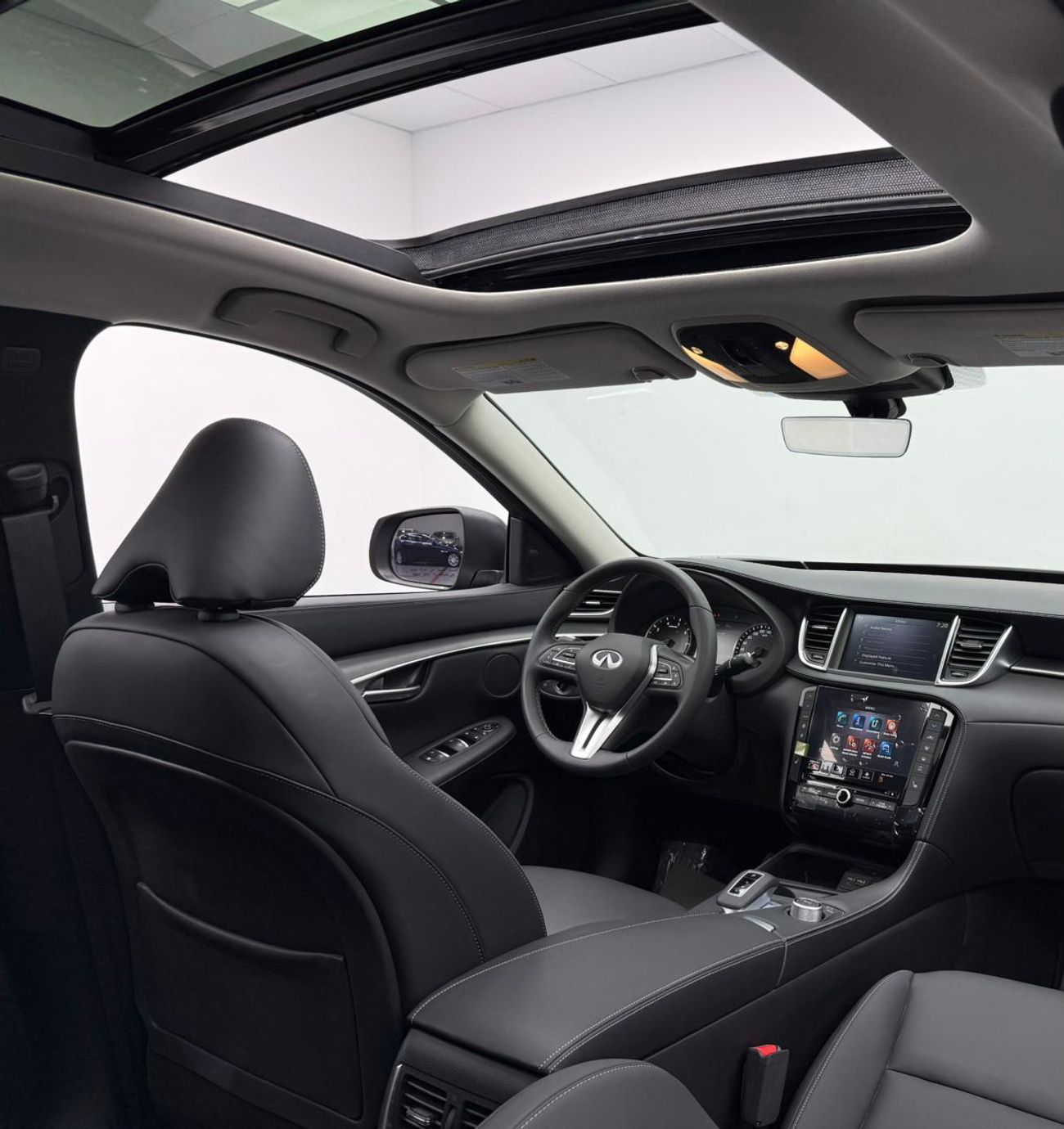 Infiniti QX50 Luxe Style 2.0L 2024 Infiniti QX50 ,Warranty ,Brand New ,GCC