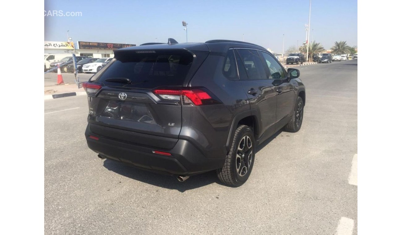 Toyota RAV4 TOYOTA RAV4 LE 2019