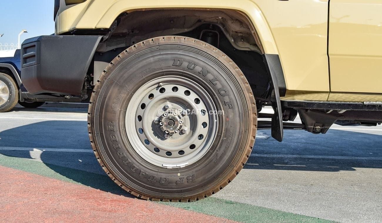 Toyota Land Cruiser 70 LC78 4.2l Diesel - Manual - 13 Seater - Power Window