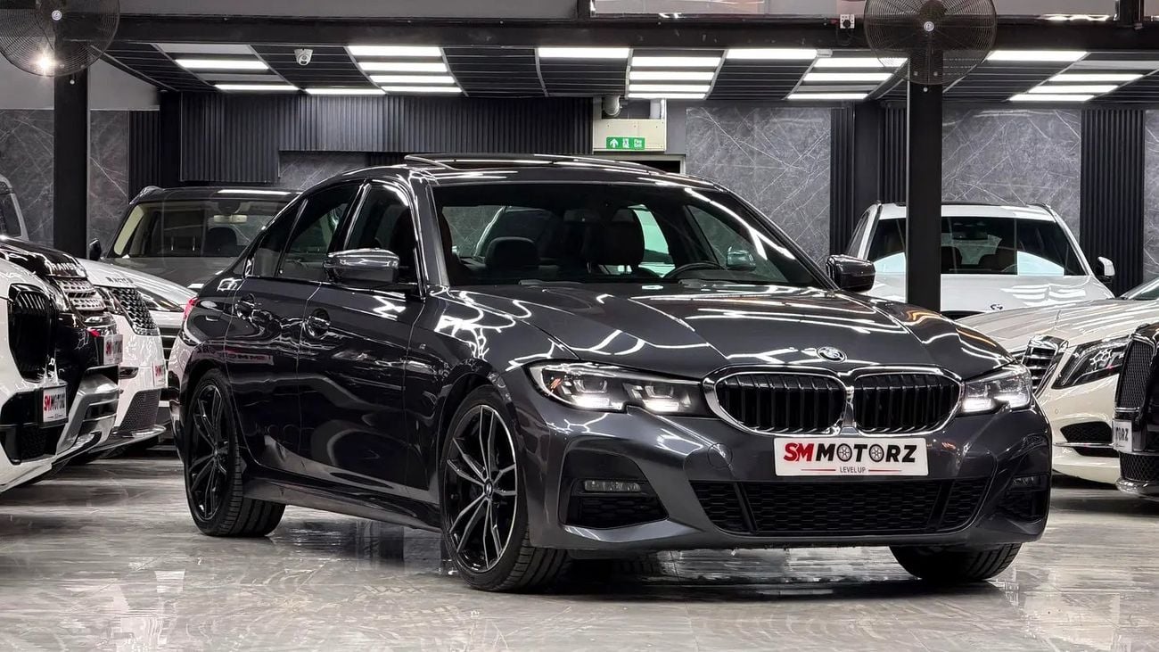 BMW 330i Exclusive 2.0L (255 HP)