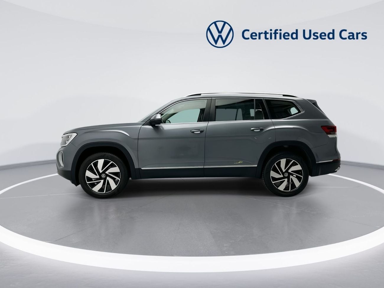 Volkswagen Teramont COMFORTLINE Teramont Comfortline 2L Facelift 2 | Ex-Demo Car| Premium 7-Seater | Panoramic Sunroof | Digital Coc