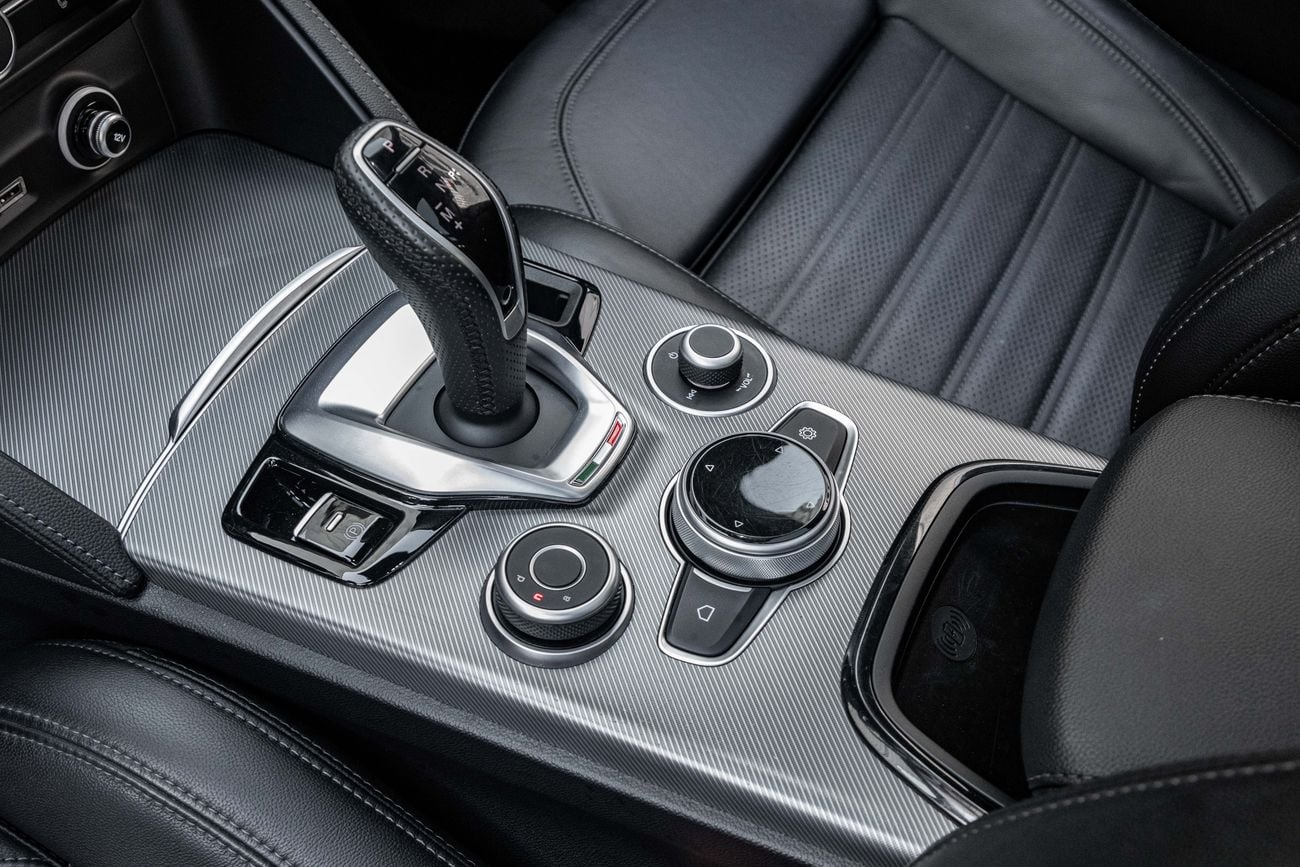 Alfa Romeo Stelvio Veloce Stelvio Veloce | 2,938 P.M | 0% Downpayment | Perfect Condition!