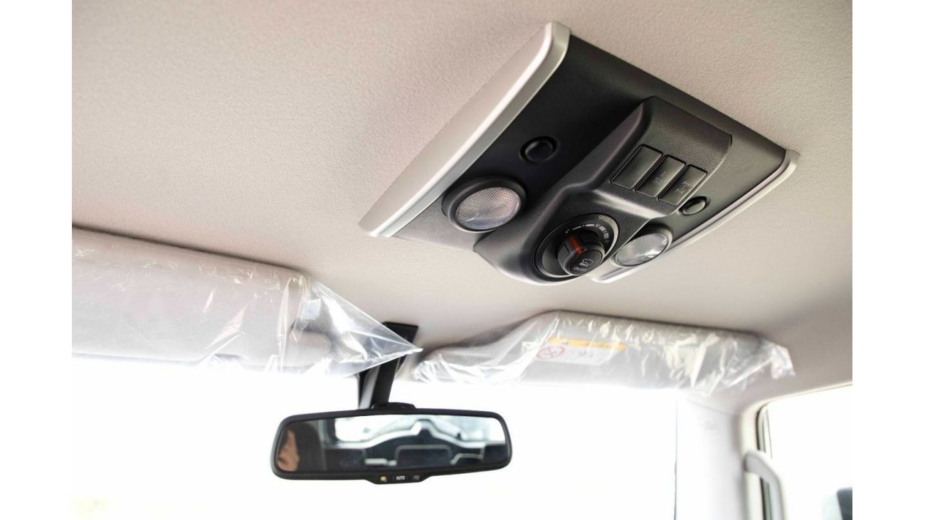 Toyota FJ Cruiser 2023 Toyota FJ Cruiser 4.0 Xtreme V 2 Air Bag - Grey inside Grey | Export Only