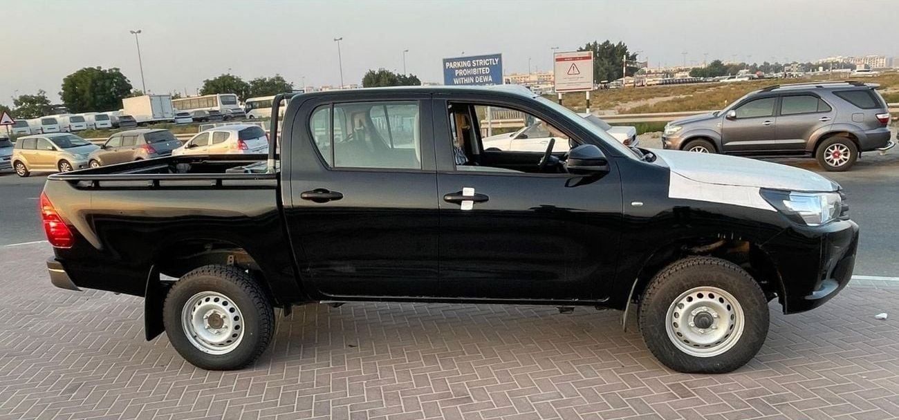 تويوتا هيلوكس GL TOYOTA HILUX 2.4 DC DSL 4x4 MT POWER WINDOWS