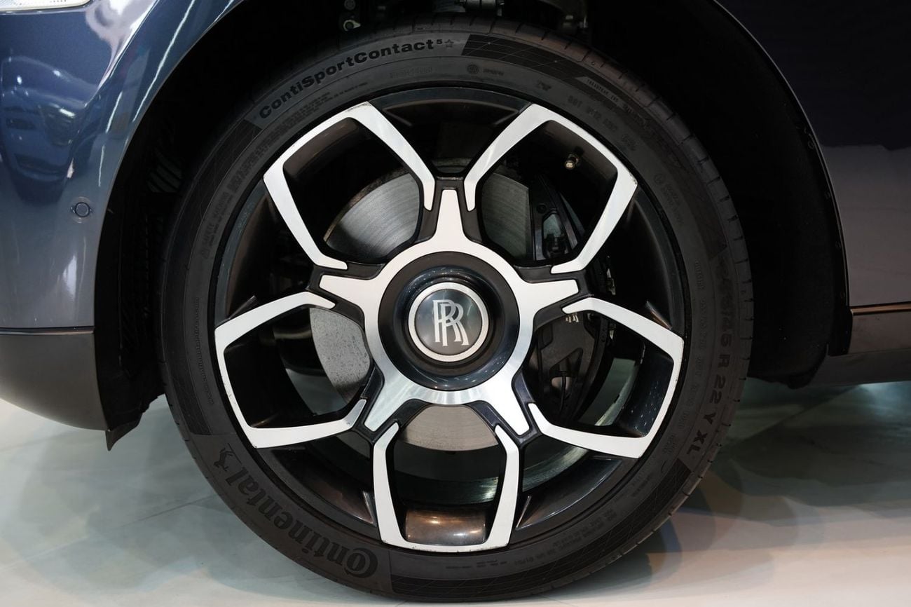 رولز رويس كولينان STD (6.8L · 12 Cyl · Automatic · Petrol · SUV/Crossover · All Wheel Drive · 5 Seats · 5 Door) VIP Rear Seats w/ Entertainment Screens, Bespoke Audio, Panoramic Roof w/ Starlight!!