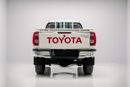 تويوتا هيلوكس Double Cab 2.7L - Manual - Super White Inside Maroon | Export Only