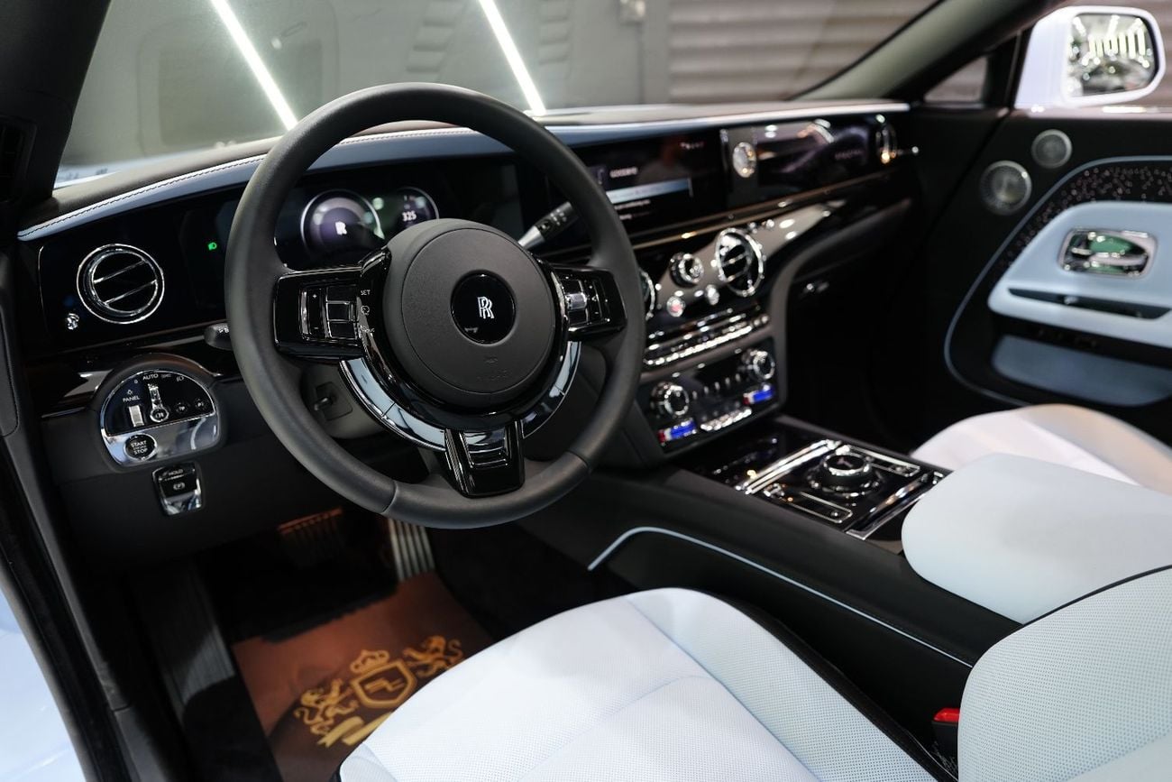 Rolls Royce Spectre STD , Bespoke Audio, Illuminated Grille, Starlight, Dealer Warrr + Serv!!