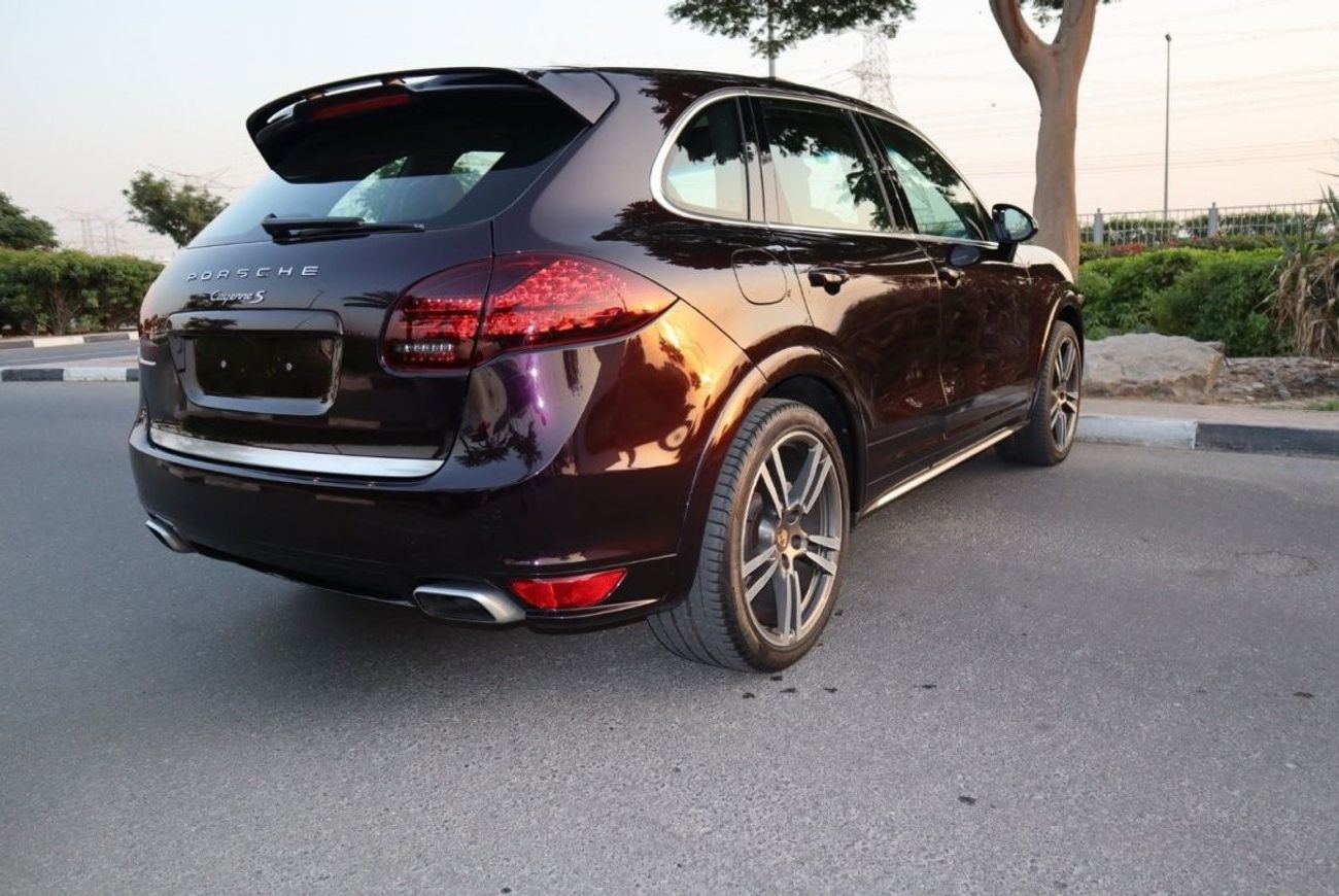 Porsche Cayenne Cayenne S V8 GTS KT. GCC