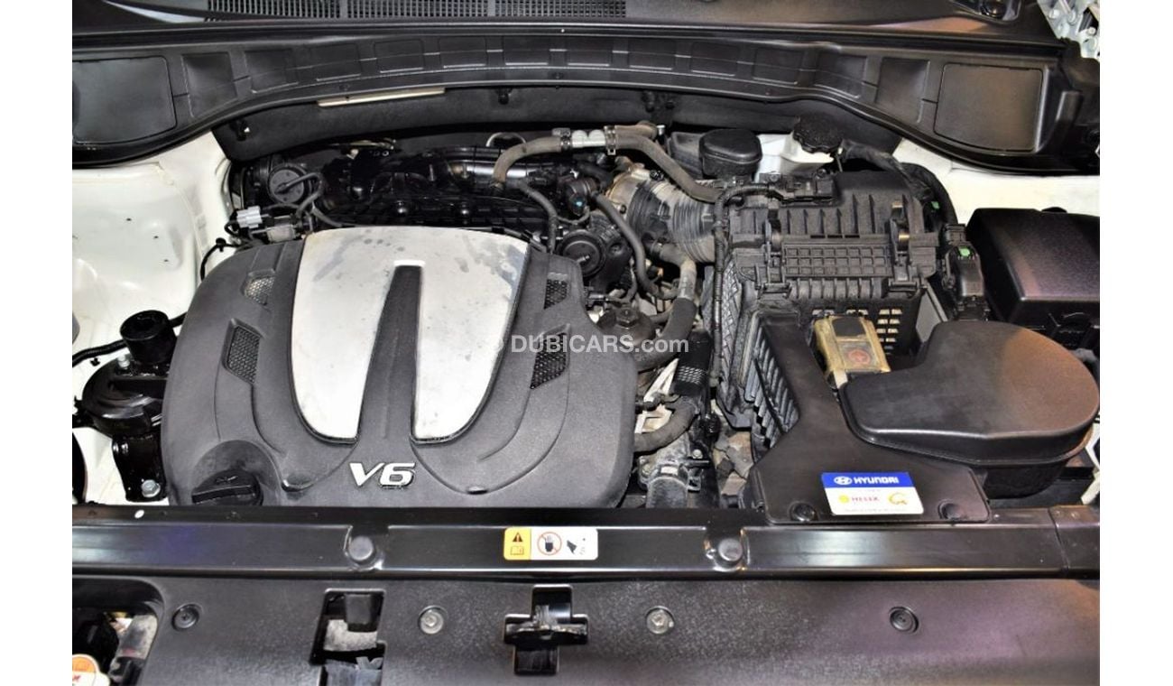 هيونداي سانتا في AMAZING Hyundai SantaFe 4WD 3.3L 2013 Model!! in White Color! GCC Specs