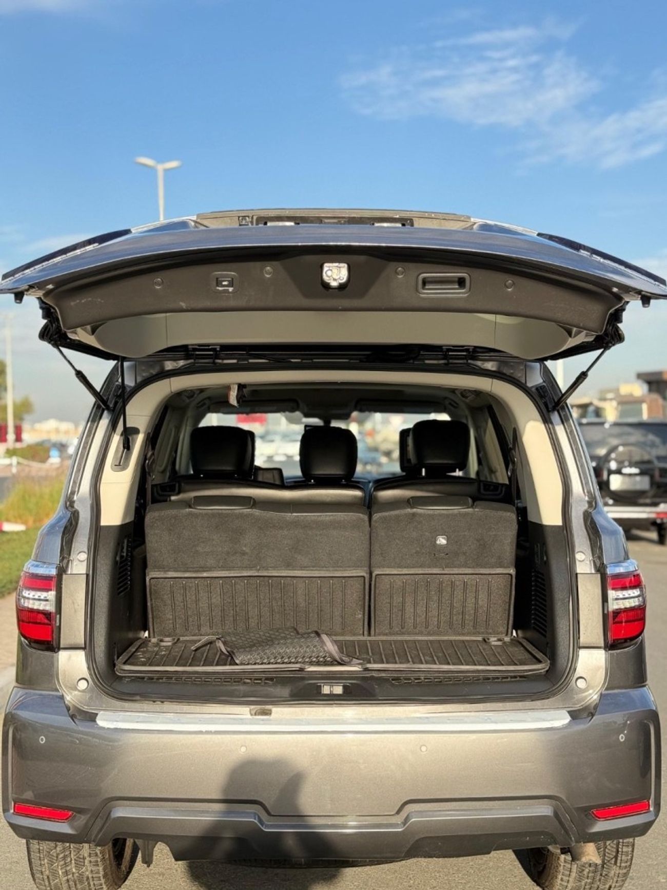 نيسان أرمادا Nissan Armada Platinum Full Option