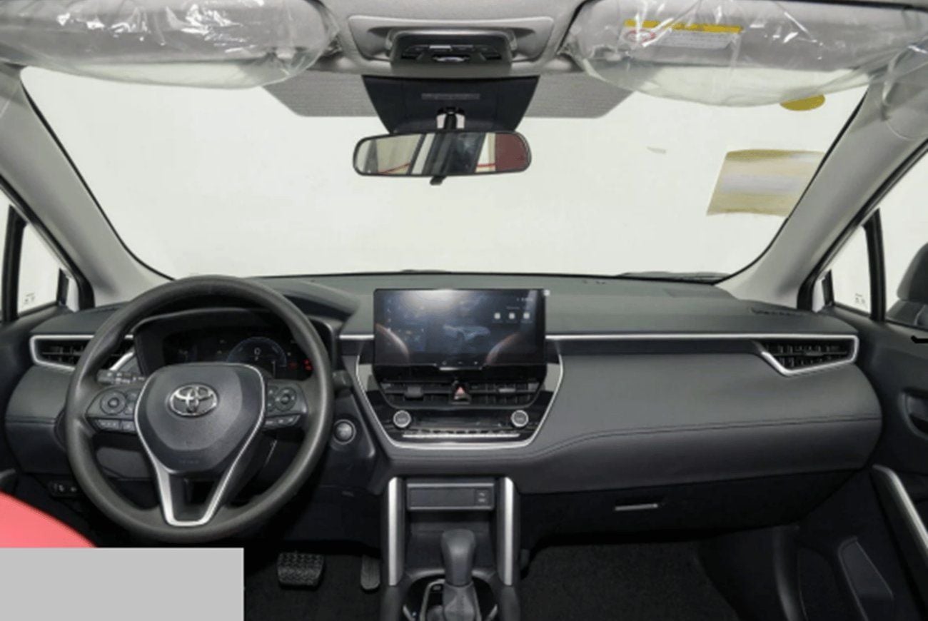 Toyota Frontlander Luxury ECTP2M013 - 202 Toyota Frontlander 2.0L Hybrid Auto White